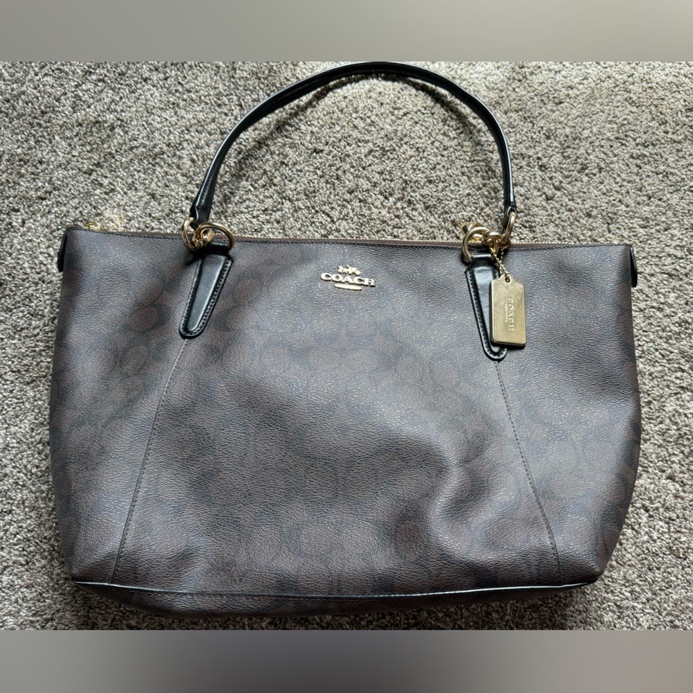 All leather coach bag. Tote style. Ghosted “C” Like new.
